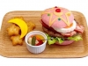 Japan und seine Character Cafés - Hello Kitty Café Eröffnung in Osaka